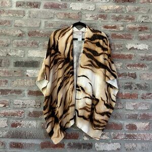 Chico’s Tiger Print Ruana Wrap Knit Cardigan Poncho S/M Neutral Animal Print